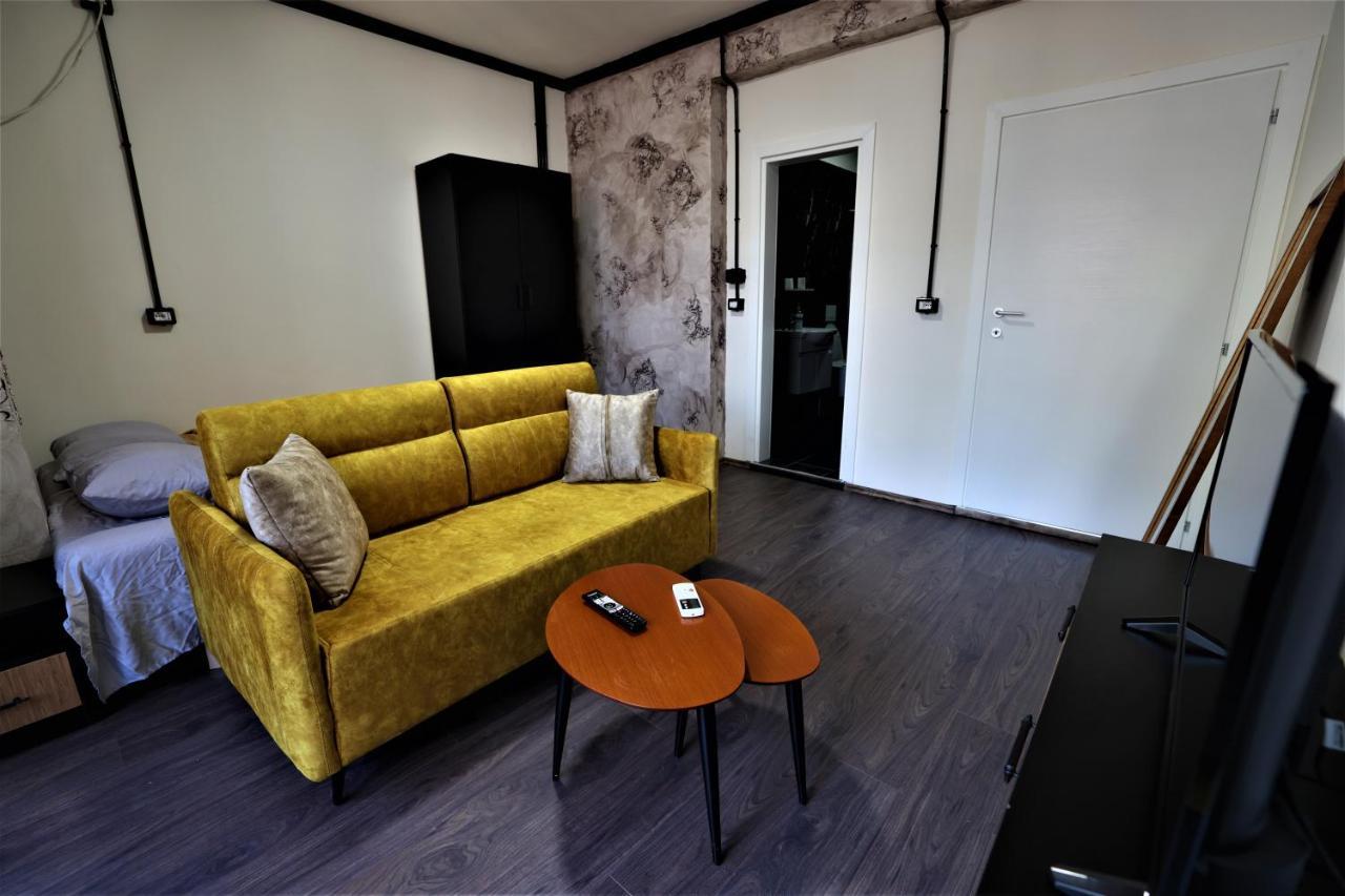 Stylish Studio In The Heart Of Tirana #3 Apartamento Exterior foto